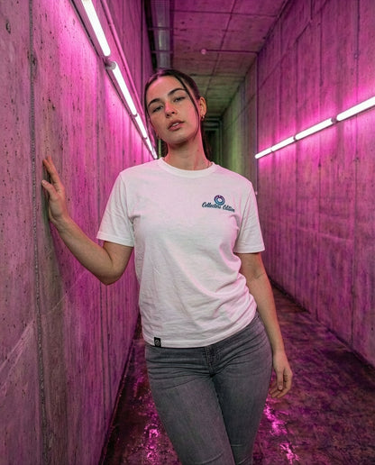 SZMO Collectors Edition T-Shirt Januar Japanese Kei Truck JDM Import Streetwear Vorderansicht