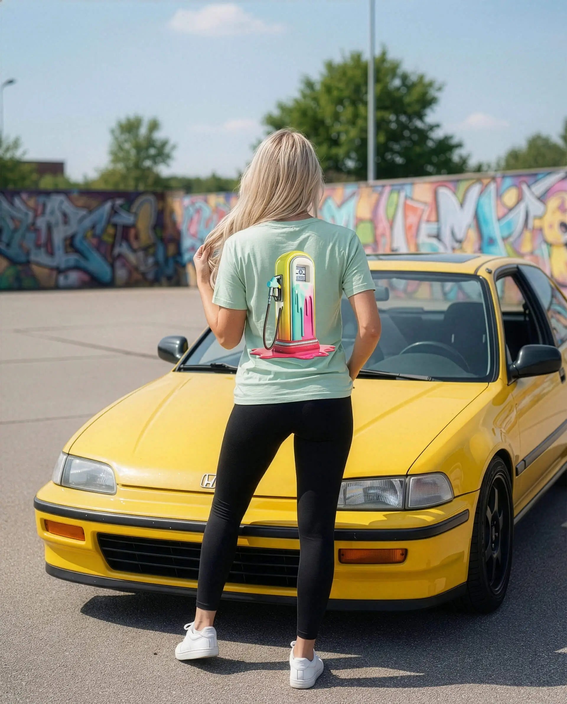 SZMO Candy Zapfsäule Damen T-Shirt Bunt Retro Vibe Streetwear Cargirl Rückansicht