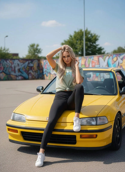 SZMO Candy Zapfsäule Damen T-Shirt Bunt Retro Vibe Streetwear Cargirl Vorderansicht