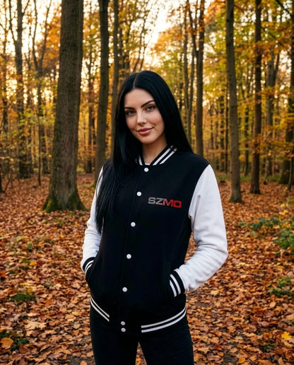 SZMO College Jacke Baby Godzilla JDM Cartoon R32 GTR Varsity Style Vorderansicht