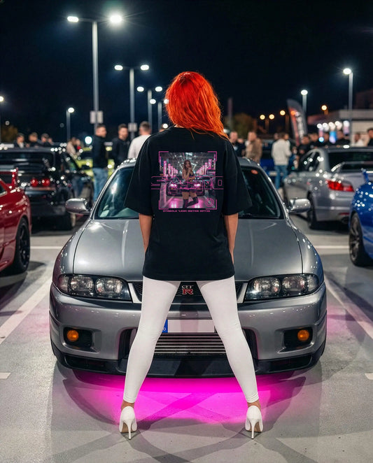 SZMO R34 Skyline T-Shirt Schwarz Pink Oversize JDM Streetwear Rückansicht