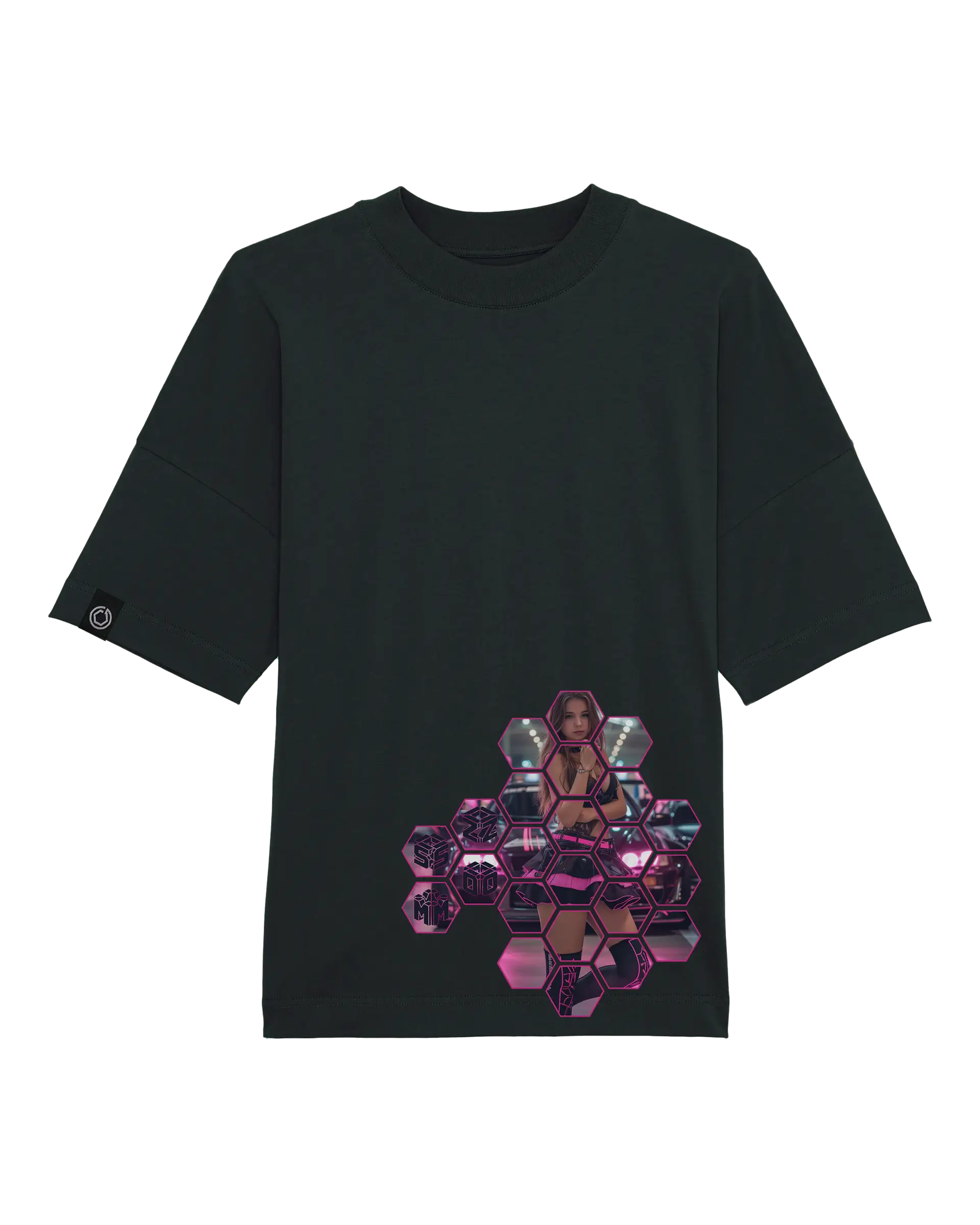 SZMO R34 Skyline T-Shirt Schwarz Pink Oversize JDM Streetwear Vorderansicht Detail