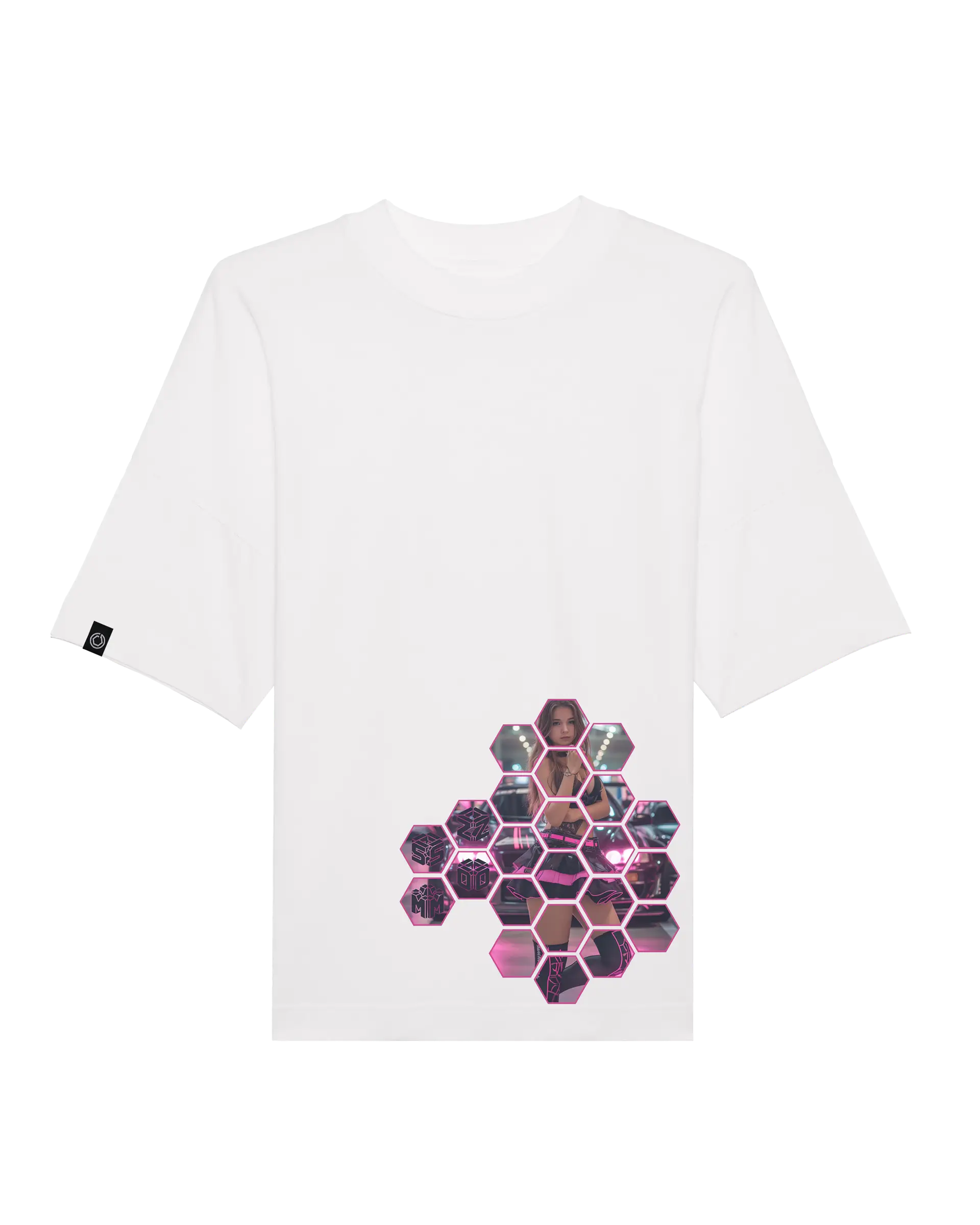 SZMO R34 Skyline T-Shirt Weiß Pink Oversize JDM Streetwear Vorderansicht Detail