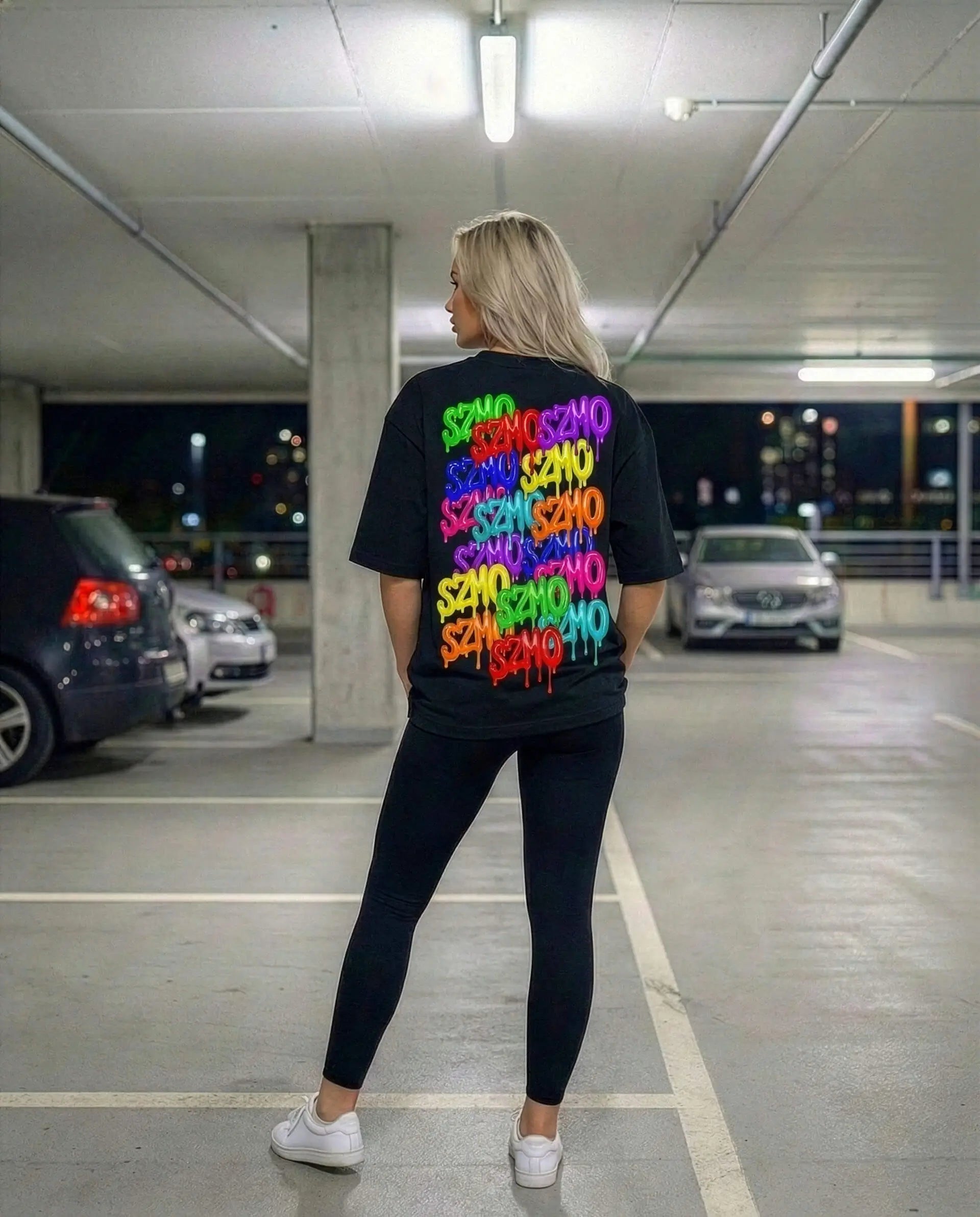 SZMO Logo T-Shirt Schwarz Multicolor Backprint Oversize Rückansicht